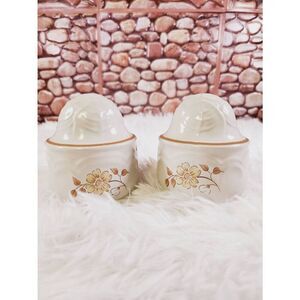 Vintage Stoneware cordella burnet salt and pepper shakers